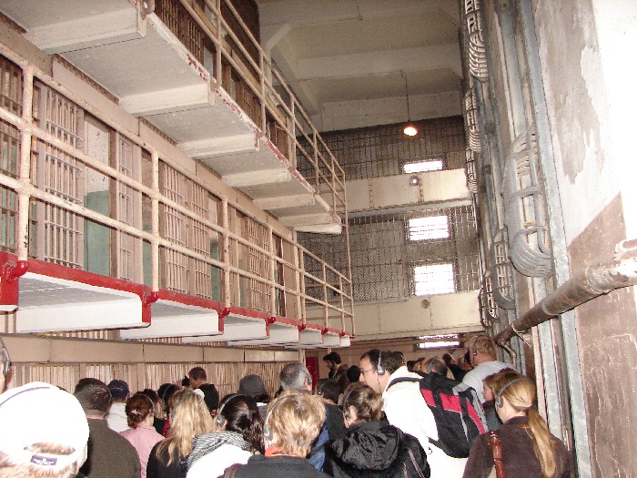 Alcatraz-13.jpg